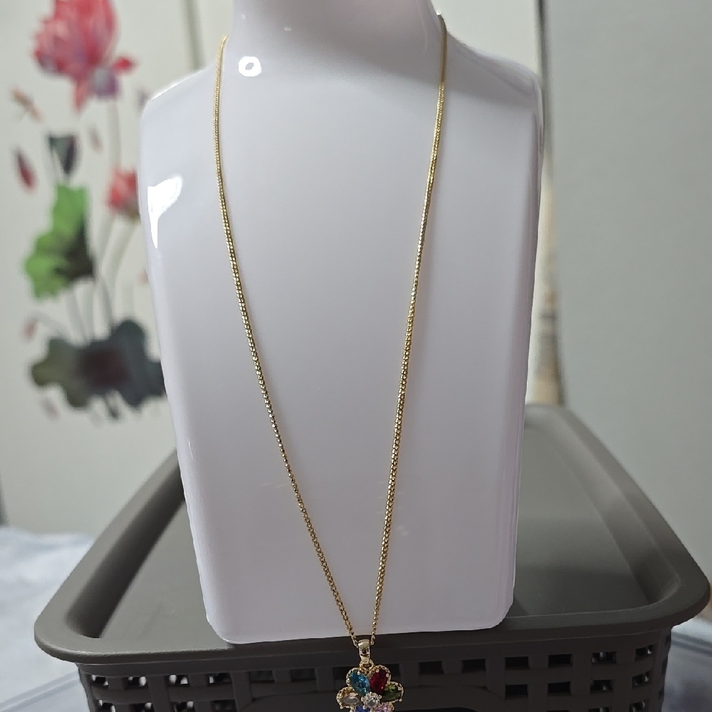 Elegant Gold Multicolor Pendant Necklace